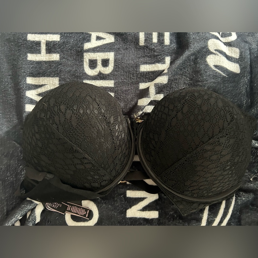 Victoria Secret black bra
